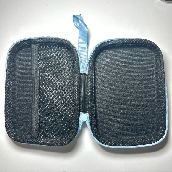 💙(POC307) Pochacco Lover’s Adorable 9-Piece Pencil & Tech Case Bundle! - Picture 4 of 6